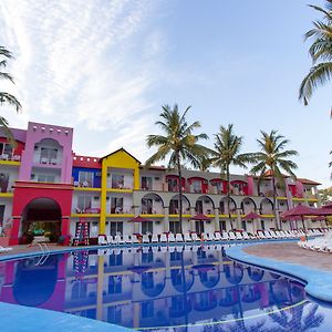 Grand Decameron Complex Bucerias, A Trademark All-Inclusive Resort